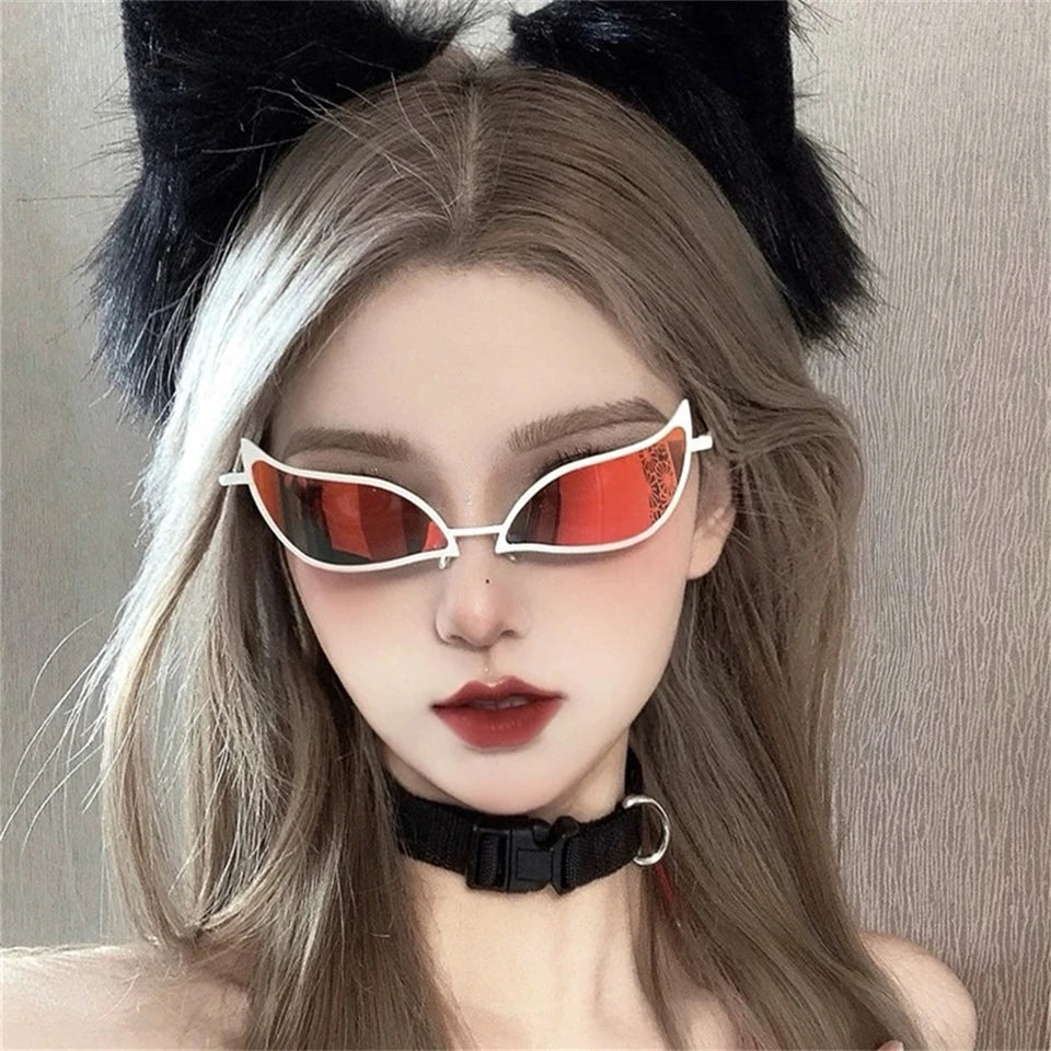 Doflamingo Cat Eye Sunglasses - TrueHue