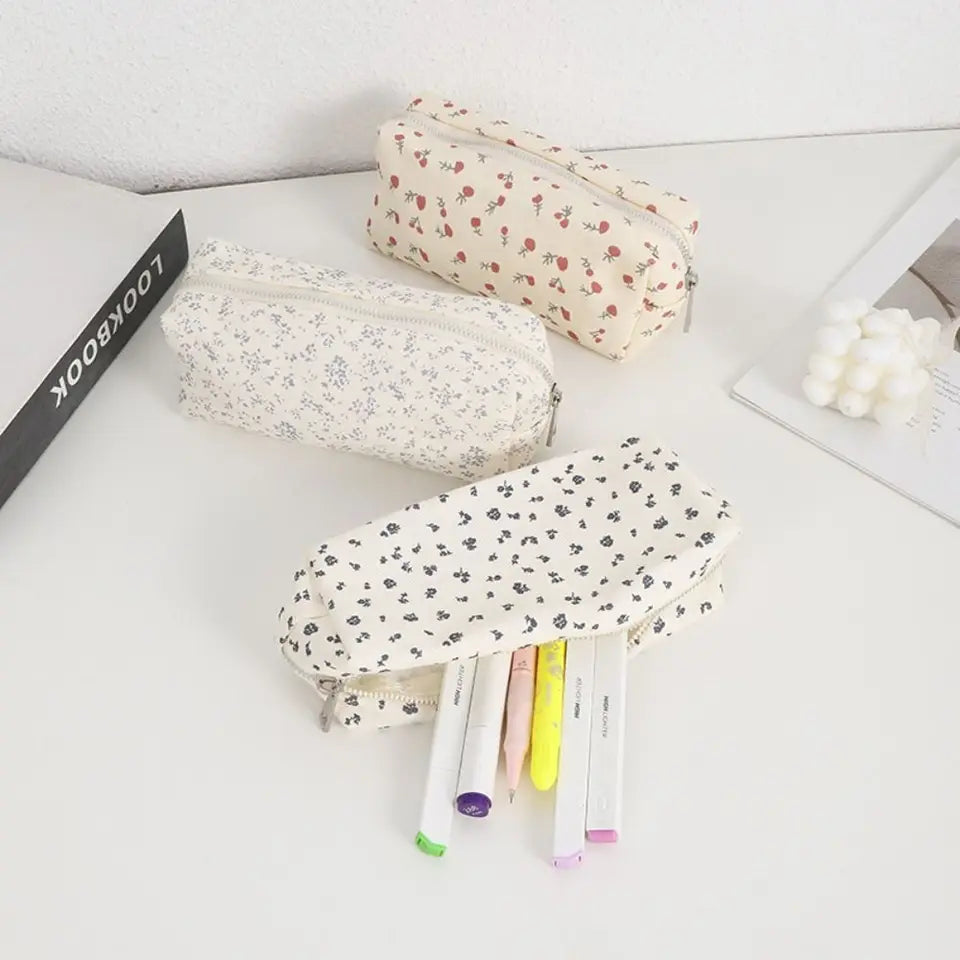 Floral Large-Capacity Pencil Case - TrueHue