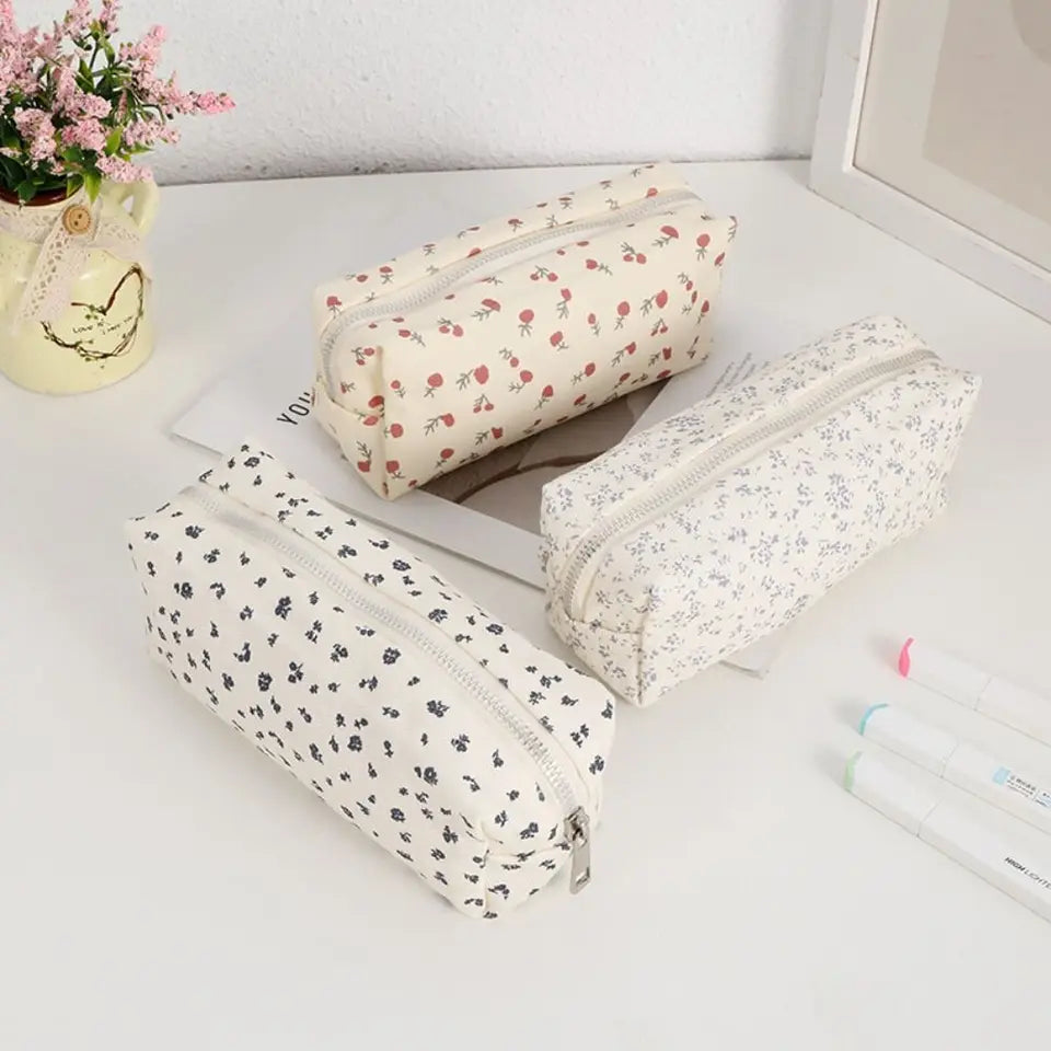 Floral Large-Capacity Pencil Case - TrueHue