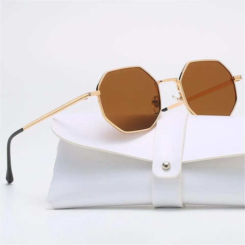 Retro Square Sunglasses - TrueHue