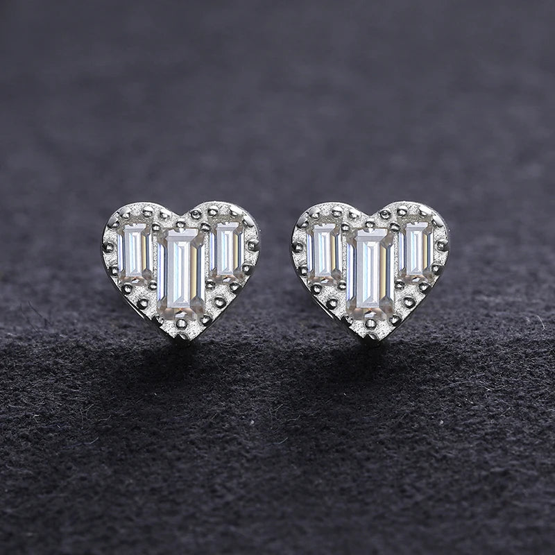 D Color Moissanite Stud Earrings for Women - TrueHue